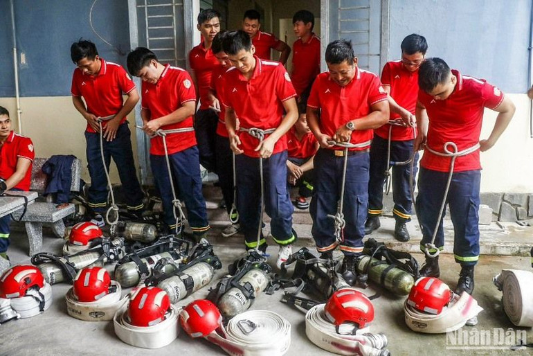 Tổ gồm 35 thành viên là cán bộ ưu tú, xuất sắc nhất của toàn lực lượng, tham gia, thực hiện các nhiệm vụ quan trọng.