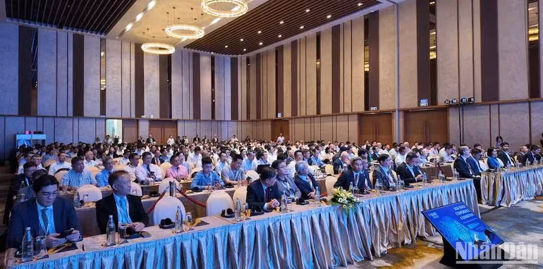 Hội nghị và Triển lãm Thép Đông Nam Á 2024 diễn ra tại Cung Hội Nghị Quốc Tế Ariyana Đà Nẵng. (Ảnh ANH ĐÀO)