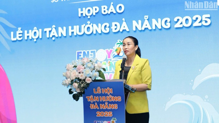 Phó Chủ tịch Ủy ban nhân dân thành phố Đà Nẵng Nguyễn Thị Anh Thi phát biểu tại buổi họp báo. (Ảnh: ANH ĐÀO) Phó Chủ tịch Ủy ban nhân dân thành phố Đà Nẵng Nguyễn Thị Anh Thi phát biểu tại buổi họp báo. (Ảnh: ANH ĐÀO)