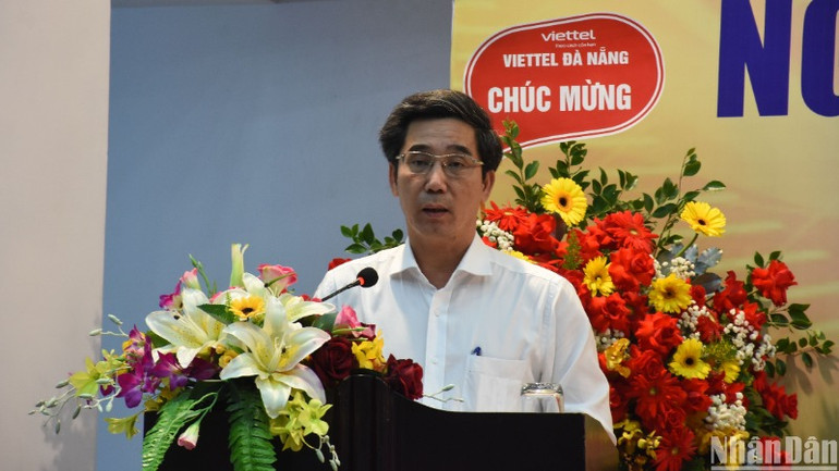 Phó Chủ tịch Ủy ban nhân dân thành phố Đà Nẵng Trần Chí Cường phát biểu tại hội nghị. (Ảnh: ANH ĐÀO)