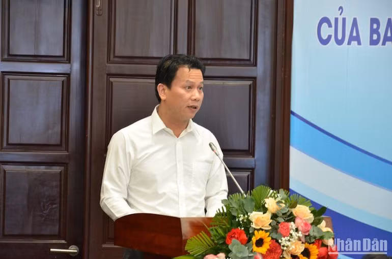 Bộ trưởng Tài nguyên và Môi trường Đặng Quốc Khánh phát biểu tại hội thảo. (Ảnh: ANH ĐÀO)