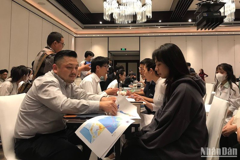 Các doanh nghiệp Nhật Bản tìm kiếm nguồn nhân lực tại Đà Nẵng chiều 26/7. (Ảnh: ANH ĐÀO) Các doanh nghiệp Nhật Bản tìm kiếm nguồn nhân lực tại Đà Nẵng chiều 26/7. (Ảnh: ANH ĐÀO)