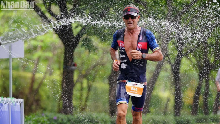 Sự kiện IRONMAN 70.3 Đà Nẵng 2025 đánh dấu hành trình 10 năm có mặt tại Việt Nam. (Ảnh: ANH ĐÀO) Sự kiện IRONMAN 70.3 Đà Nẵng 2025 đánh dấu hành trình 10 năm có mặt tại Việt Nam. (Ảnh: ANH ĐÀO)