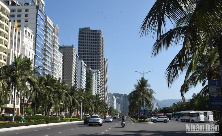 Nhiều doanh nghiệp bất động sản, du lịch tại Đà Nẵng kêu cứu vì tiền thuê đất tăng đột biến. (Ảnh ANH ĐÀO)