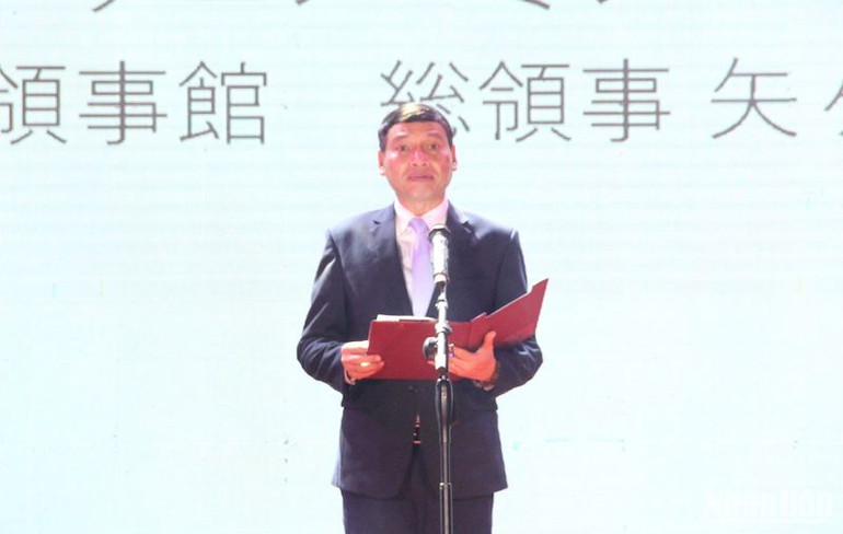 Phó Chủ tịch UBND thành phố Đà Nẵng Hồ Kỳ Minh phát biểu khai mạc lễ hội. (Ảnh: ANH ĐÀO) Phó Chủ tịch UBND thành phố Đà Nẵng Hồ Kỳ Minh phát biểu khai mạc lễ hội. (Ảnh: ANH ĐÀO)