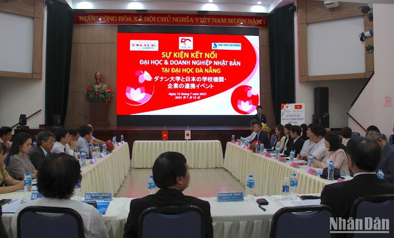 Sự kiện kết nối đại học và Doanh nghiệp Việt Nam-Nhật Bản, sáng 13/7. (Ảnh: ANH ĐÀO) Sự kiện kết nối đại học và Doanh nghiệp Việt Nam-Nhật Bản, sáng 13/7. (Ảnh: ANH ĐÀO)