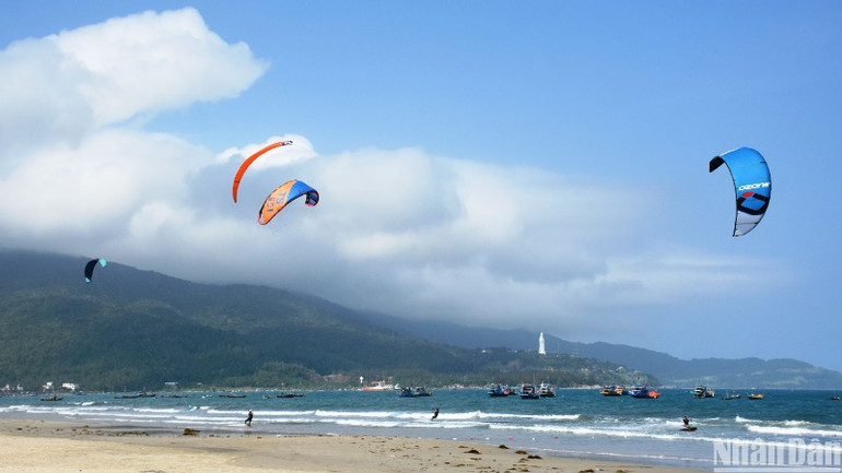 Đà Nẵng sẽ tổ chức nhiều chương trình, sự kiện trên biển dịp này để phục vụ người dân, du khách. (Ảnh: ANH ĐÀO)