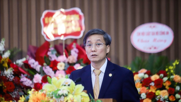 Chủ tịch Hội Luật gia Việt Nam Nguyễn Khánh Ngọc phát biểu tại buổi lễ.