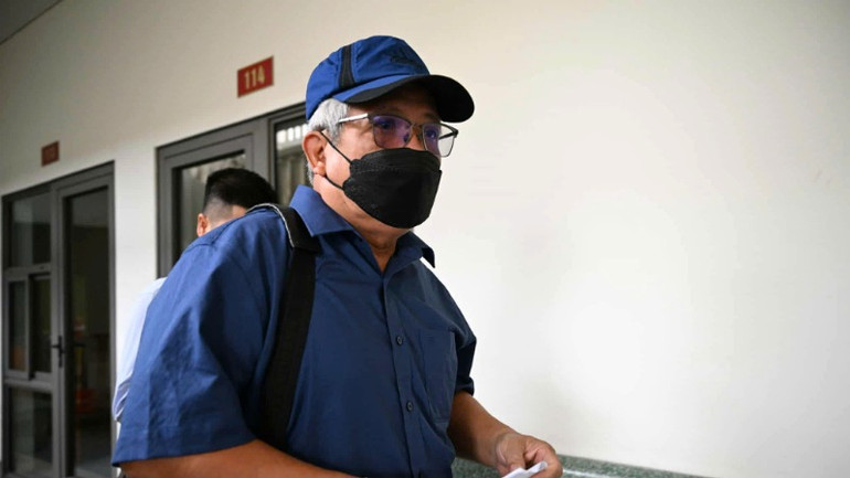 Cựu Thứ trưởng Tài nguyên và Môi trường Nguyễn Linh Ngọc đến tòa sáng 12/5.