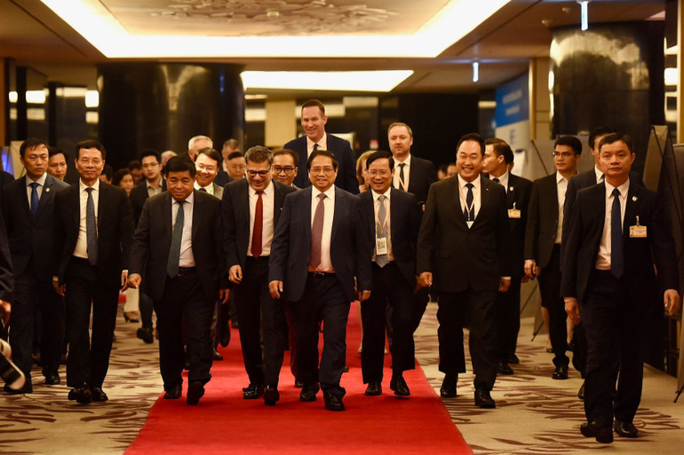 Thủ tướng Phạm Minh Chính tới dự Hội nghị Thủ tướng Chính phủ gặp mặt cộng đồng doanh nghiệp FDI và Diễn đàn Doanh nghiệp Việt Nam thường niên.