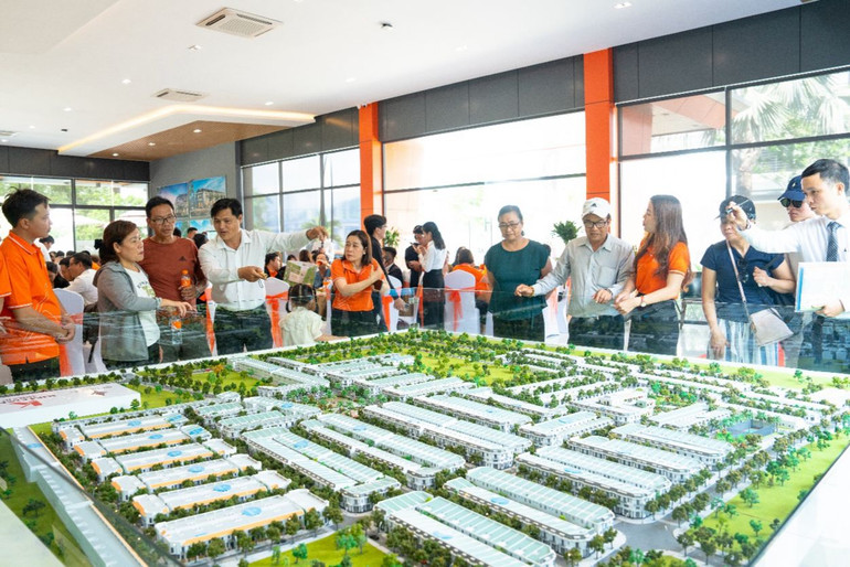 Nhiều khách hàng quan tâm dự án Richland Residence.