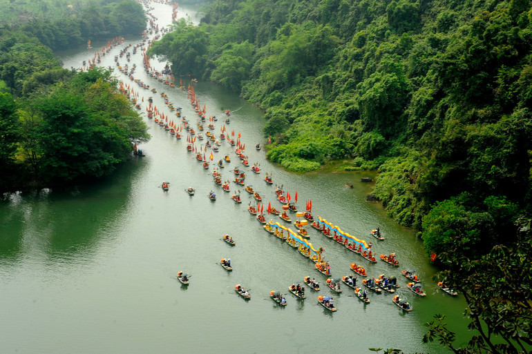 Lễ hội Tràng An năm 2024. (Ảnh: MINH ĐƯỜNG)