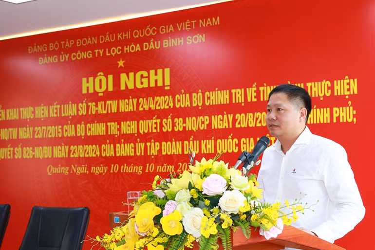 Đồng chí Bùi Ngọc Dương – Phó Bí thư Đảng ủy, Tổng Giám đốc BSR trình bày những định hướng phát triển của ngành lọc hóa dầu phù hợp với Kết luận số 76-KL/TW.