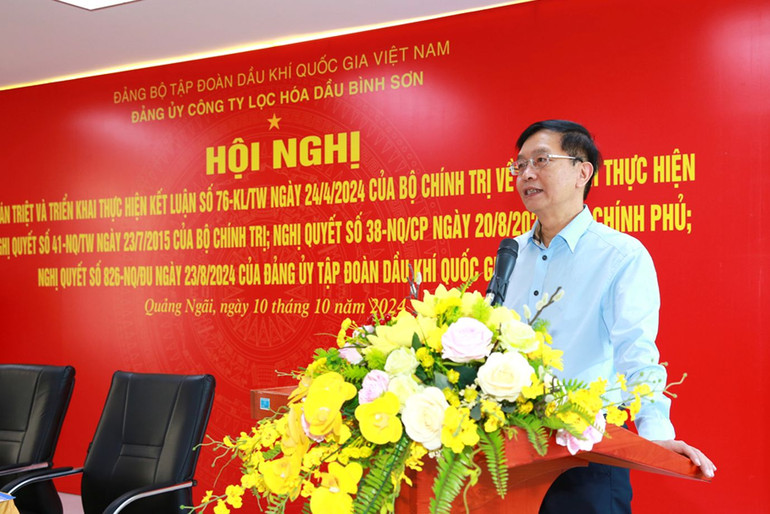 Đồng chí Trần Quang Dũng - Phó Bí thư Thường trực Đảng ủy Tập đoàn đã quán triệt và phổ biến các nội dung cốt lõi của Kết luận số 76-KL/TW.