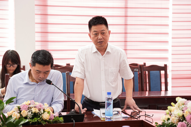 Ông Bùi Duy Quang, Phó Giám đốc Trung tâm Xúc tiến đầu tư, thương mại, du lịch thành phố Hà Nội phát biểu tại hội nghị. Ông Bùi Duy Quang, Phó Giám đốc Trung tâm Xúc tiến đầu tư, thương mại, du lịch thành phố Hà Nội phát biểu tại hội nghị.