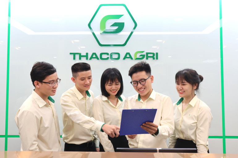 THACO AGRI xây dựng môi trường làm việc thân thiện và năng động. THACO AGRI xây dựng môi trường làm việc thân thiện và năng động.