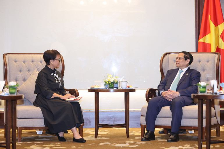 Thủ tướng Phạm Minh Chính và Bộ trưởng Ngoại giao Indonesia.