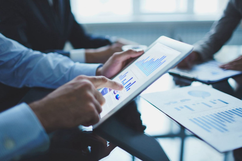 Với gói chuyển tiền quốc tế Efee của Eximbank, khách hàng sẽ nhận được ưu đãi lên đến 90% phí chuyển tiền nước ngoài.