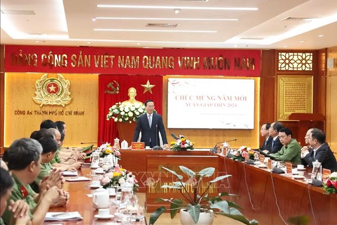 Chủ tịch nước Võ Văn Thưởng chúc Tết toàn thể cán bộ, chiến sĩ Công an Thành phố Hồ Chí Minh. (Ảnh: TTXVN)