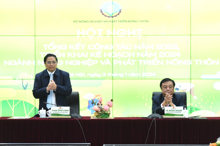 Thủ tướng Phạm Minh Chính dự và chỉ đạo hội nghị.