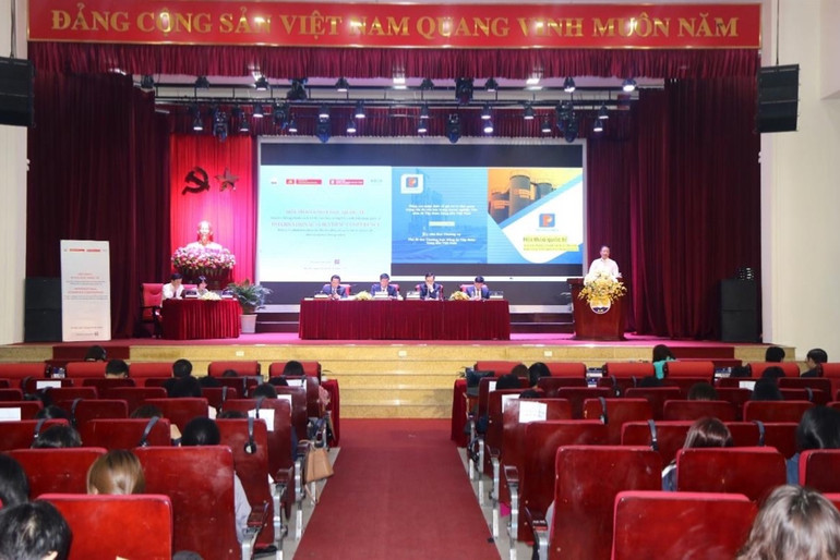 Quang cảnh Hội thảo. Quang cảnh Hội thảo.