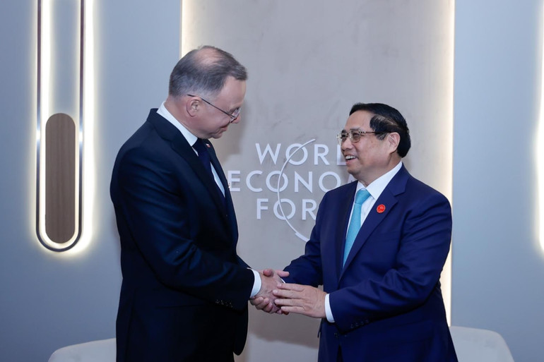 Thủ tướng Chính phủ Phạm Minh Chính và Tổng thống Ba Lan Andrzej Duda.