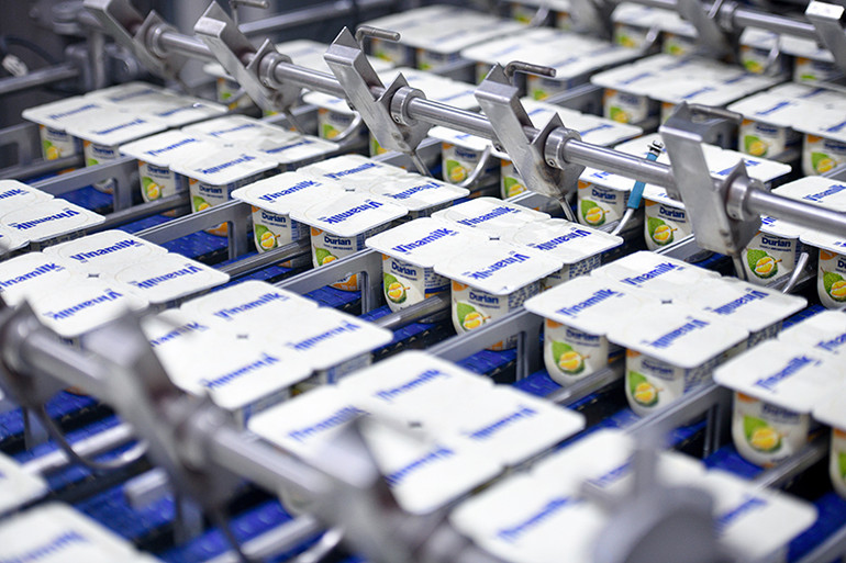 Sữa chua hương vị sầu riêng của Vinamilk bắt đầu xuất khẩu và được bán tại thị trường Trung Quốc từ cuối năm 2023. Sữa chua hương vị sầu riêng của Vinamilk bắt đầu xuất khẩu và được bán tại thị trường Trung Quốc từ cuối năm 2023.