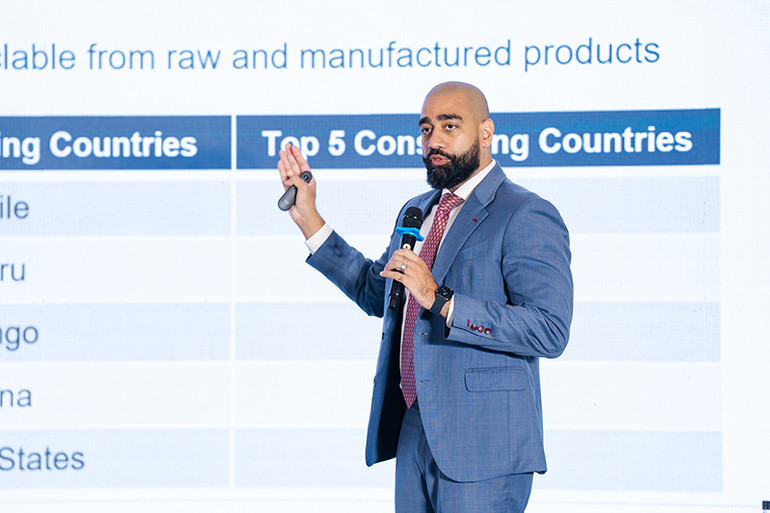 Ông Sachin Patel - Giám đốc điều hành sản phẩm kim loại khu vực châu Á-Thái Bình Dương, CME Group. Ông Sachin Patel - Giám đốc điều hành sản phẩm kim loại khu vực châu Á-Thái Bình Dương, CME Group.