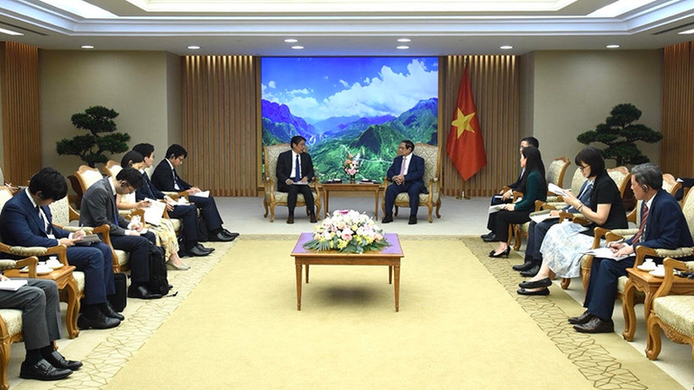 Quang cảnh buổi tiếp. Quang cảnh buổi tiếp.