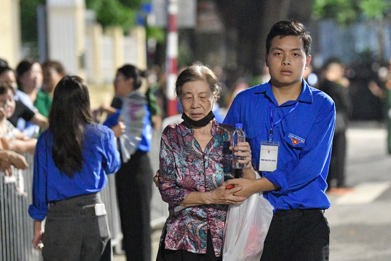 Toàn cảnh Lễ viếng Tổng Bí thư Nguyễn Phú Trọng: Trang nghiêm và xúc động ảnh 375