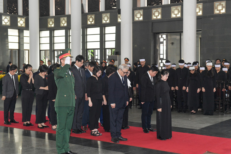 Toàn cảnh Lễ viếng Tổng Bí thư Nguyễn Phú Trọng: Trang nghiêm và xúc động ảnh 343