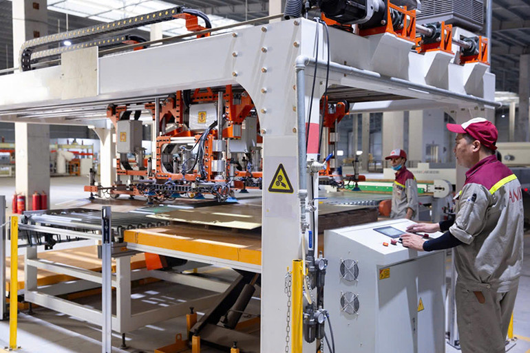 Dây chuyền sản xuất hiện đại của của AMY GRUPO.