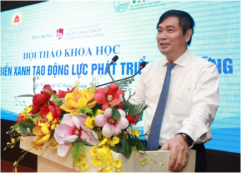 Đồng chí Phan Xuân Thủy, Phó Trưởng ban Tuyên giáo Trung ương phát biểu tại hội thảo.