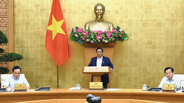 Thủ tướng Phạm Minh Chính phát biểu tại phiên họp.