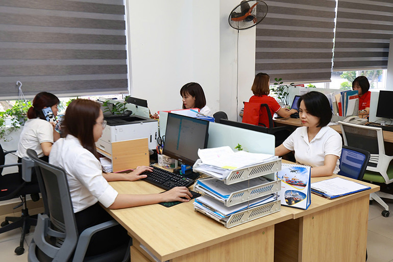 Nội thất Xuân Hòa được sử dụng trong nhiều cơ quan, công sở.