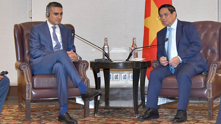 Thủ tướng Phạm Minh Chính tiếp ông Shikhar Malhotra, Giám đốc Tập đoàn HCL. Thủ tướng Phạm Minh Chính tiếp ông Shikhar Malhotra, Giám đốc Tập đoàn HCL.