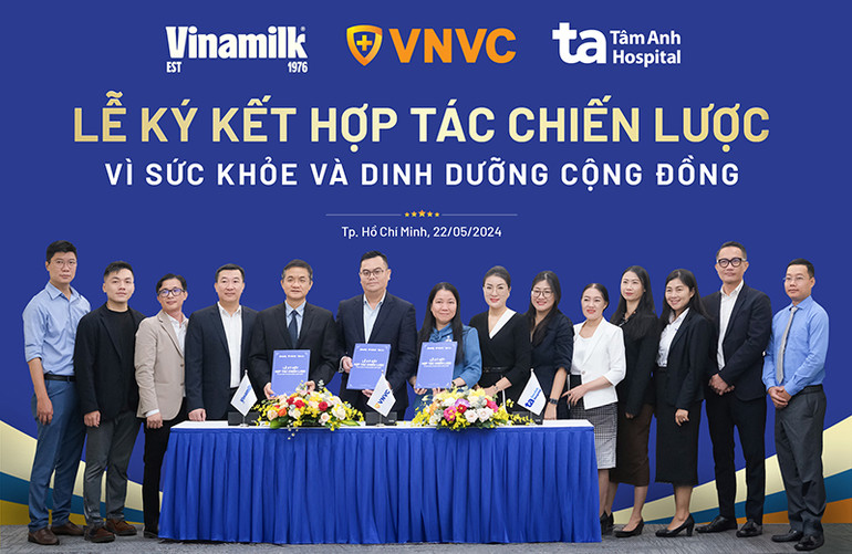 Lễ ký kết hợp tác chiến lược giữa Vinamilk, Bệnh viện Đa khoa Tâm Anh và VNVC. Lễ ký kết hợp tác chiến lược giữa Vinamilk, Bệnh viện Đa khoa Tâm Anh và VNVC.