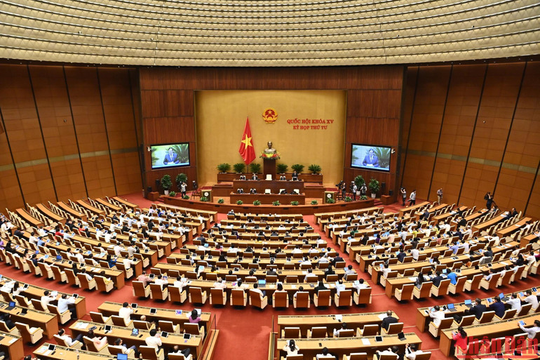 Quang cảnh phiên họp. Ảnh: ĐĂNG KHOA