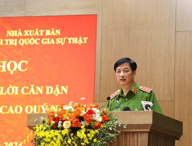 Thượng tướng Nguyễn Duy Ngọc, Thứ trưởng Công an phát biểu kết luận tọa đàm.