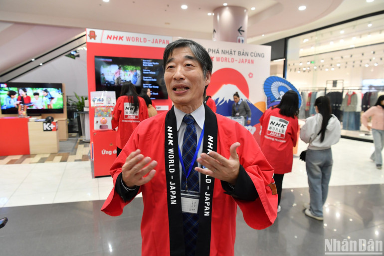 Ông Kuriki Seiichi trao đổi với báo chí về những hoạt động chính và mục đích của chương trình. (Ảnh: THÀNH ĐẠT) Ông Kuriki Seiichi trao đổi với báo chí về những hoạt động chính và mục đích của chương trình. (Ảnh: THÀNH ĐẠT)