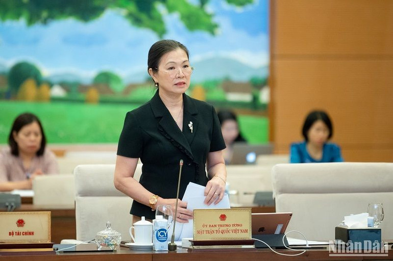 Phó Chủ tịch Ủy ban Trung ương Mặt trận Tổ quốc Việt Nam Trương Thị Ngọc Ánh phát biểu tại phiên họp. (Ảnh: DUY LINH) Phó Chủ tịch Ủy ban Trung ương Mặt trận Tổ quốc Việt Nam Trương Thị Ngọc Ánh phát biểu tại phiên họp. (Ảnh: DUY LINH)