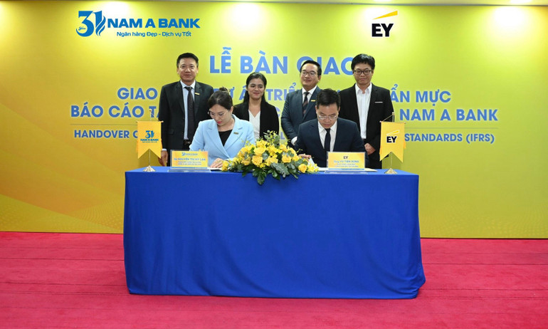 Nam A Bank triển khai Chuẩn mực Báo cáo tài chính quốc tế IFRS.