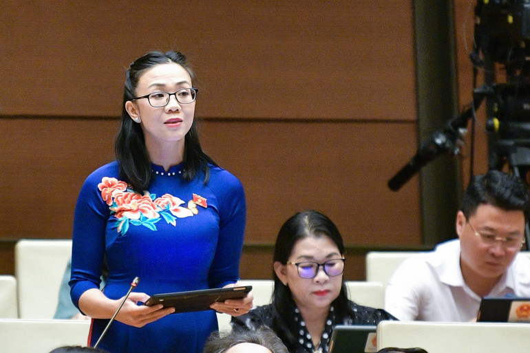 Đại biểu Quốc hội Trịnh Thị Tú Anh (đoàn Lâm Đồng). (Ảnh: DUY LINH)