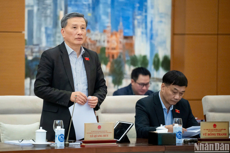 Chủ nhiệm Ủy ban Khoa học, Công nghệ và Môi trường của Quốc hội Lê Quang Huy. (Ảnh: DUY LINH) Chủ nhiệm Ủy ban Khoa học, Công nghệ và Môi trường của Quốc hội Lê Quang Huy. (Ảnh: DUY LINH)