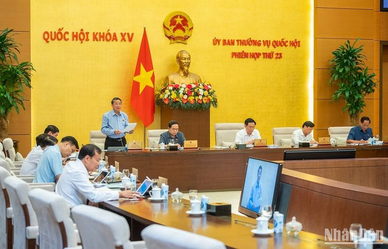 Quang cảnh phiên họp. (Ảnh: DUY LINH)