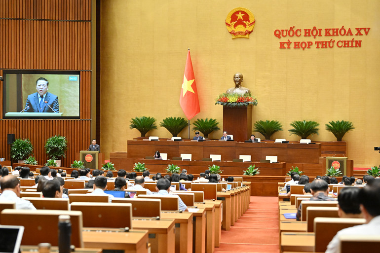 Quang cảnh phiên họp ở hội trường sáng 19/5. (Ảnh: THỦY NGUYÊN) Quang cảnh phiên họp ở hội trường sáng 19/5. (Ảnh: THỦY NGUYÊN)