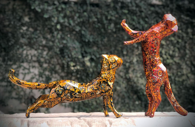 Tác phẩm Vũ điệu mèo nắng của Nghệ nhân Nguyễn Tấn Phát, Sơn Tây, Hà Nội.