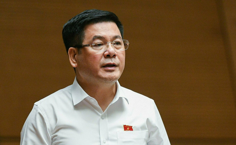 Bộ trưởng Công thương Nguyễn Hồng Diên là một trong 4 tư lệnh ngành sẽ đăng đàn trả lời chất vấn của đại biểu Quốc hội tại Kỳ họp thứ 7, Quốc hội khóa XV.