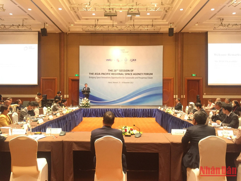 Quang cảnh phiên khai mạc hội nghị APRSAF-28. (Ảnh: VĂN TOẢN)