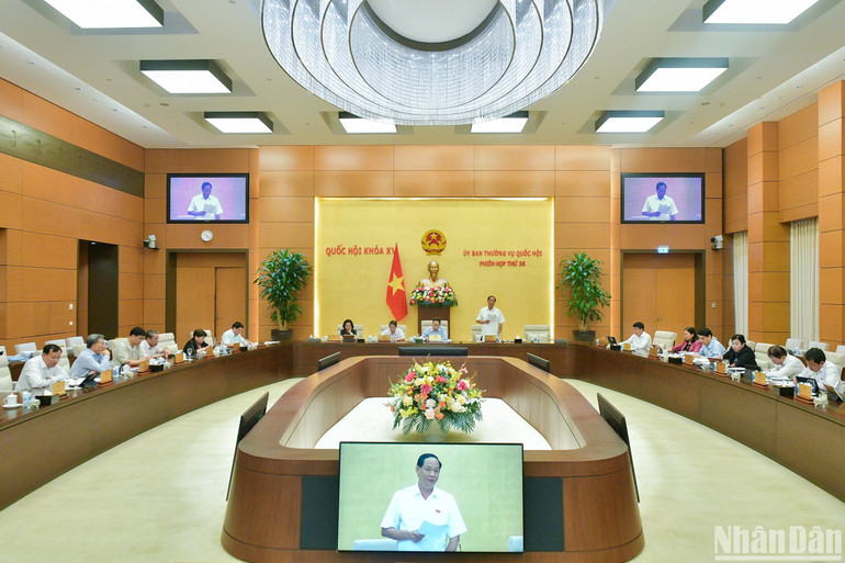 Quang cảnh phiên họp. (Ảnh: DUY LINH) Quang cảnh phiên họp. (Ảnh: DUY LINH)